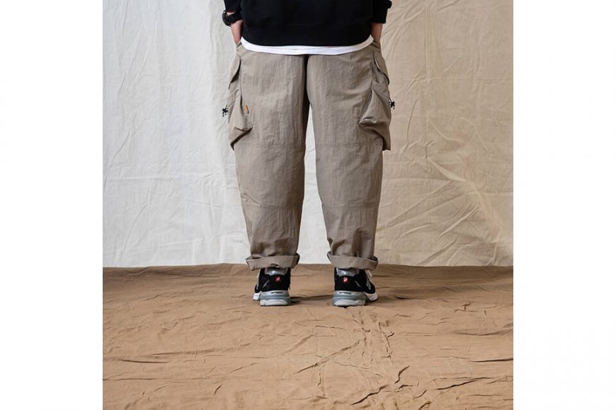 PERSEVERE 22 AW Layered Pocket Cargo Pants (12)