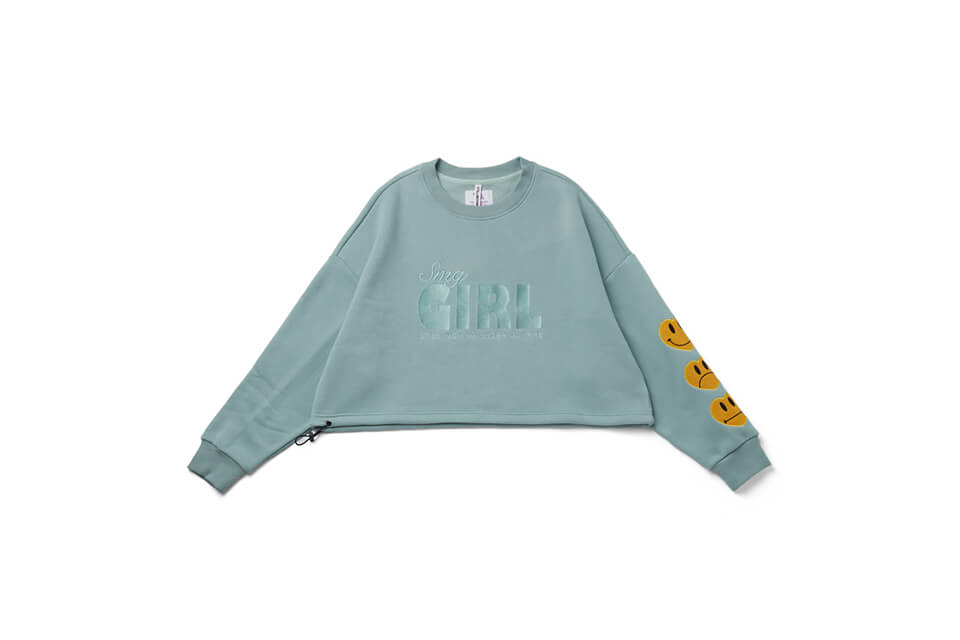 SMG 22 AW WMNS Crop Sweatshirt (10)