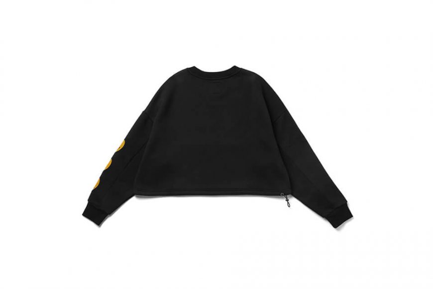 SMG 22 AW WMNS Crop Sweatshirt (6)