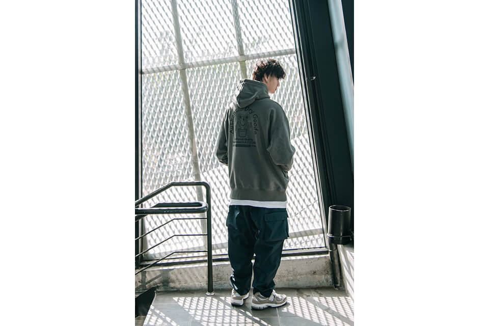 MANIA 22 AW Symmetry Pocket Pants (2)