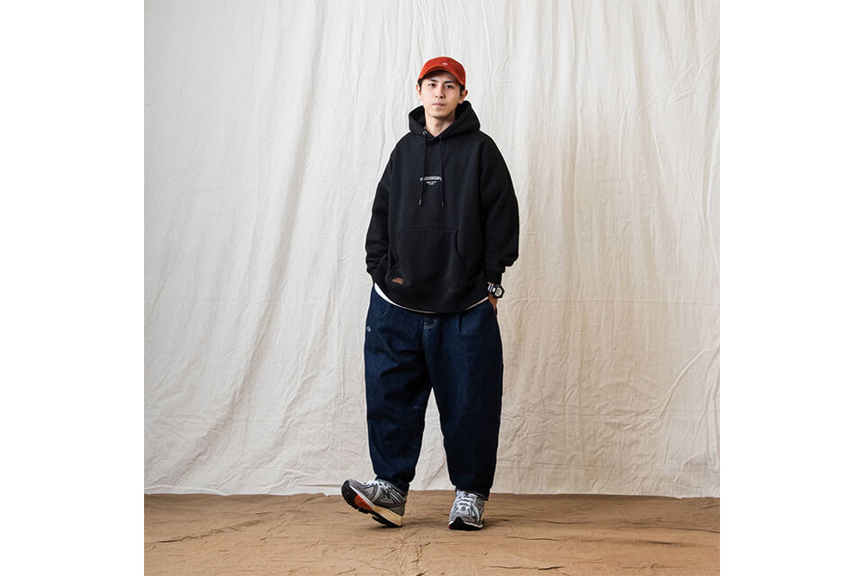 PERSEVERE 22 AW Classic Washed Hoodie (1)