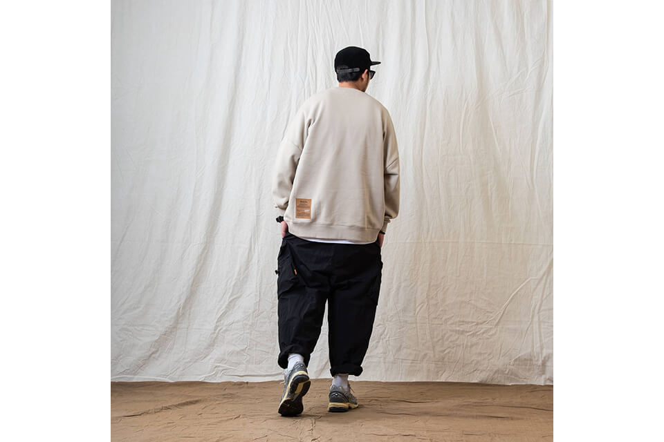 PERSEVERE 22 AW Classic Washed Sweatshirt (2)