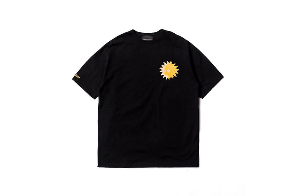 AES 22 AW Skull Sun Oversized Tee (1)