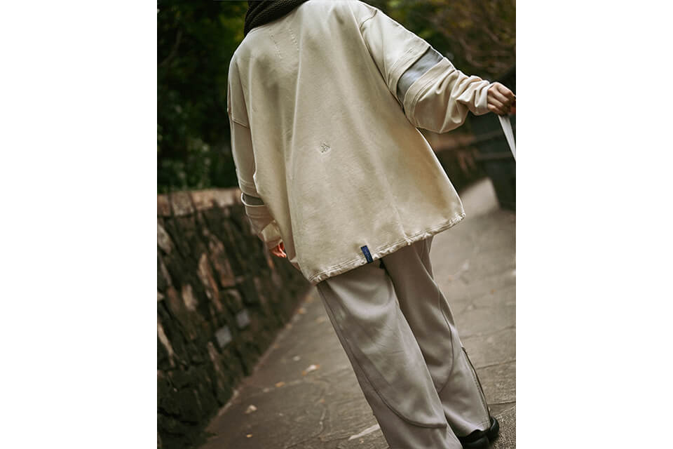 MELSIGN 22 AW Stitching Detail LS Tee (6)