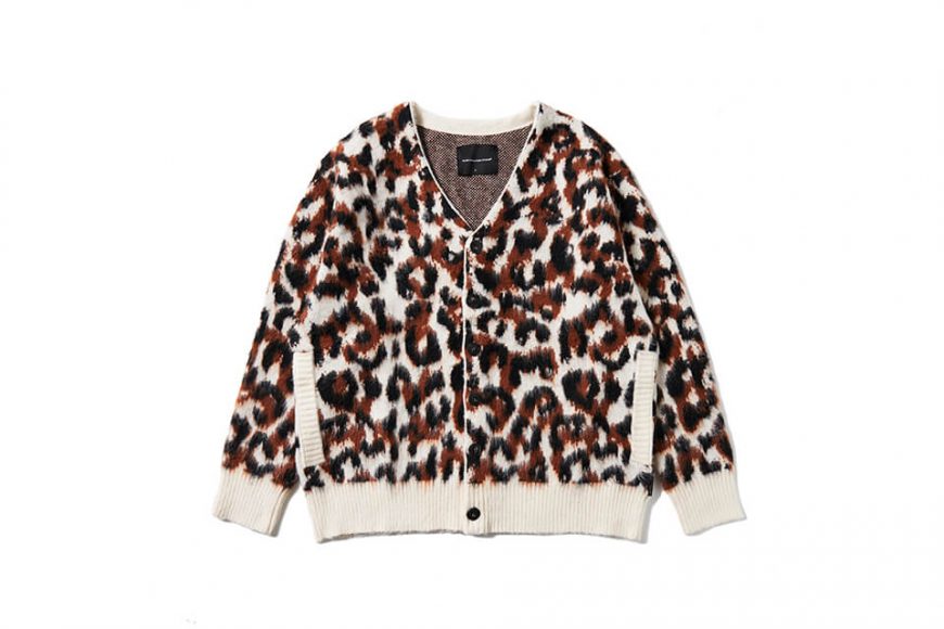 AES 22 AW Leopard Print V-Neck Knitted Cardigan (1)
