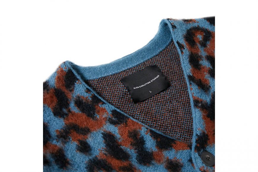 AES 22 AW Leopard Print V-Neck Knitted Cardigan (11)