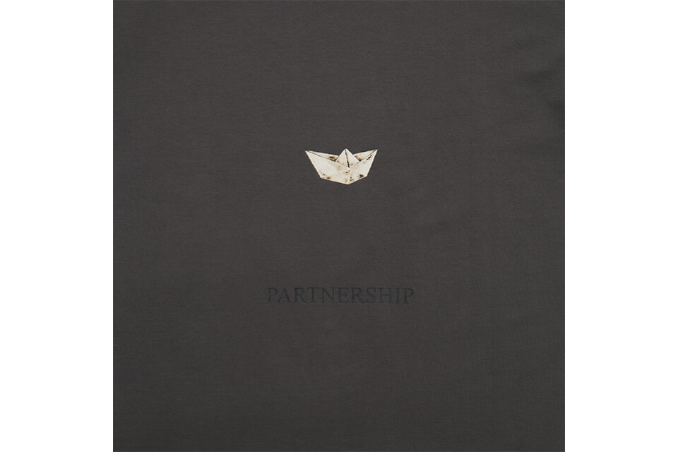 MELSIGN 23 SS PARTNERSHIP Graphic Tee (29)
