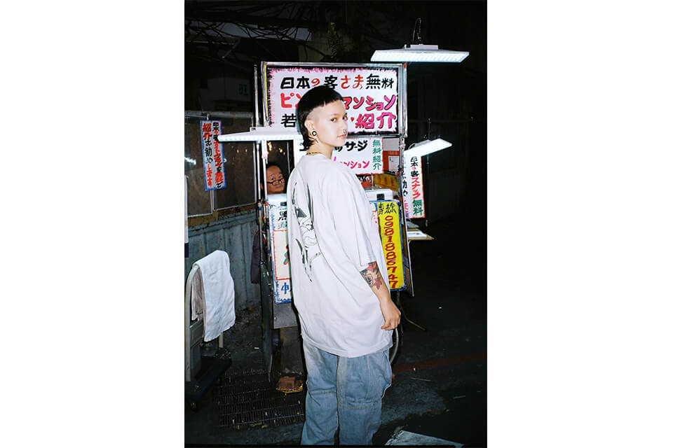 REMIX 23 SS FLO Tee (2)
