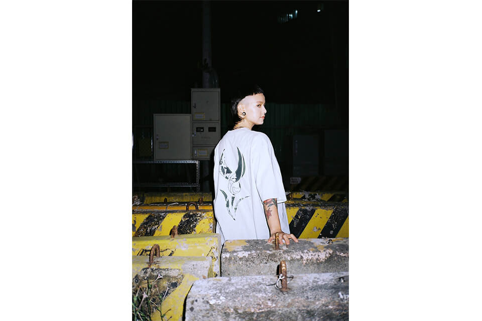 REMIX 23 SS FLO Tee (5)