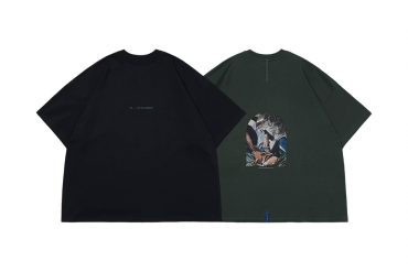 MELSIGN 23 SS“E of COLUMBUS” Graphic Tee (0)