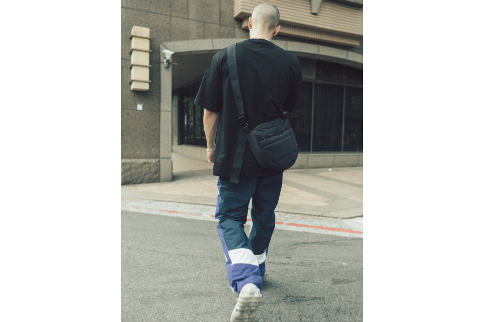 SMG 23 SS Padded Waist Bag (1)