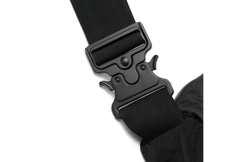 SMG 23 SS Padded Waist Bag (9)