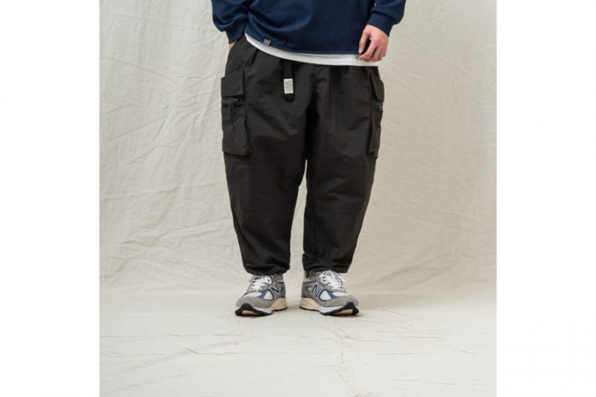 PERSEVERE 23 AW Water-Repellent Nylon Cargo Pants (11)