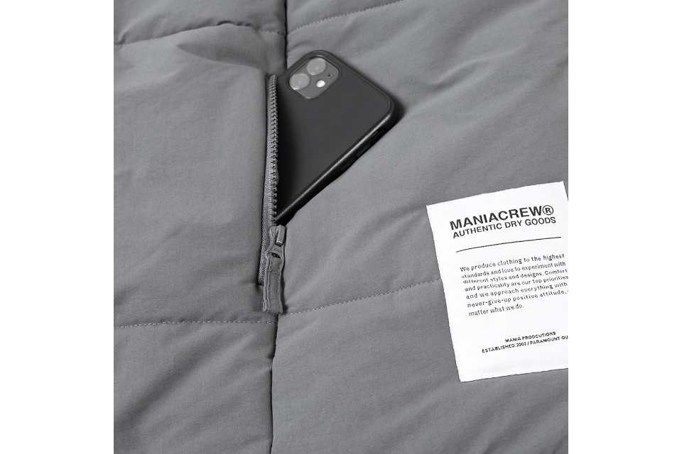 MANIA 23 AW Water-Repellent Down Vest (25)