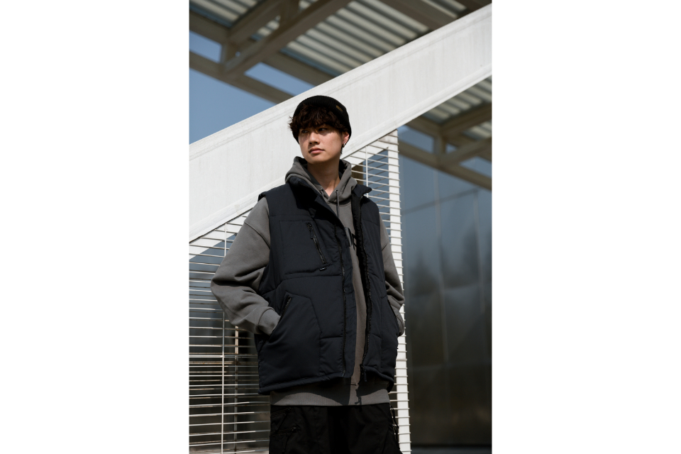 MANIA 23 AW Water-Repellent Down Vest (3)