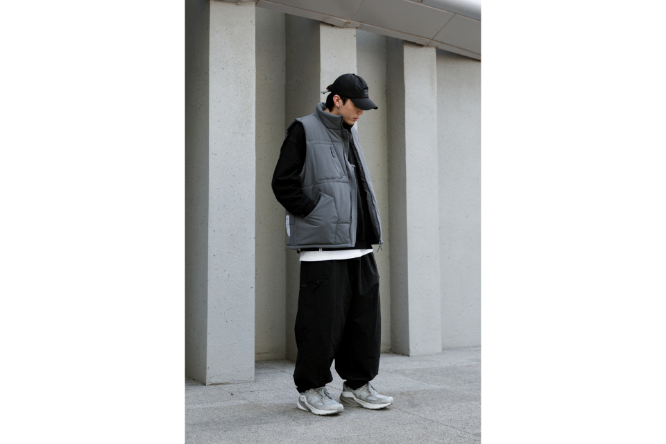MANIA 23 AW Water-Repellent Down Vest (5)