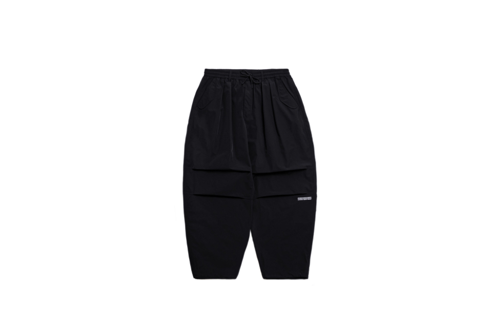 PERSEVERE 23 AW Laminating Water-Repellent Nylon Parachute Pants (10)