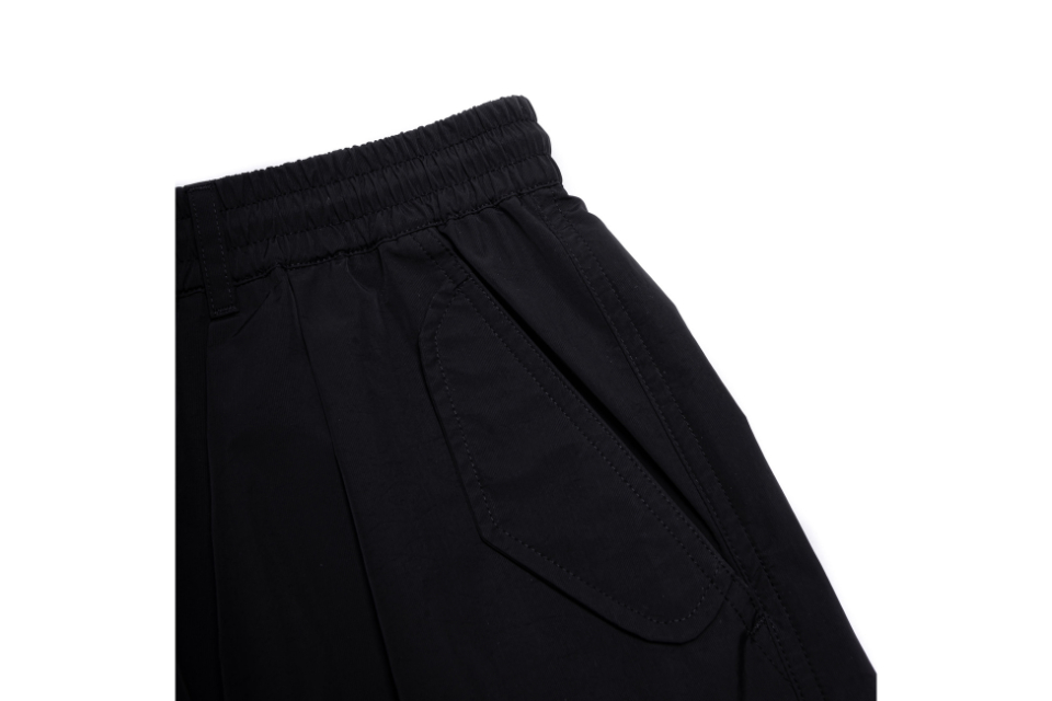 PERSEVERE 23 AW Laminating Water-Repellent Nylon Parachute Pants (16)