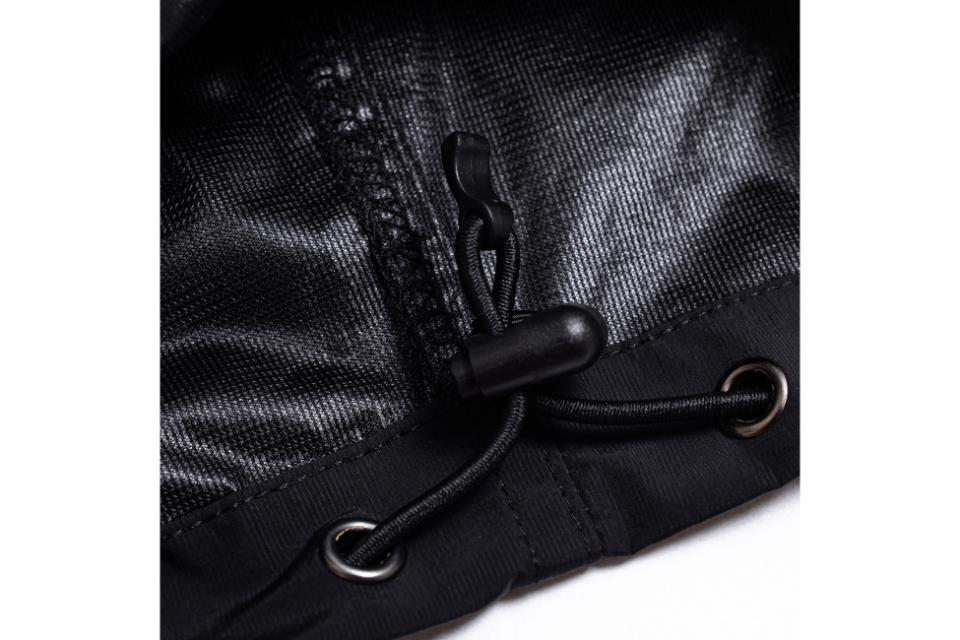 PERSEVERE 23 AW Laminating Water-Repellent Nylon Parachute Pants (17)
