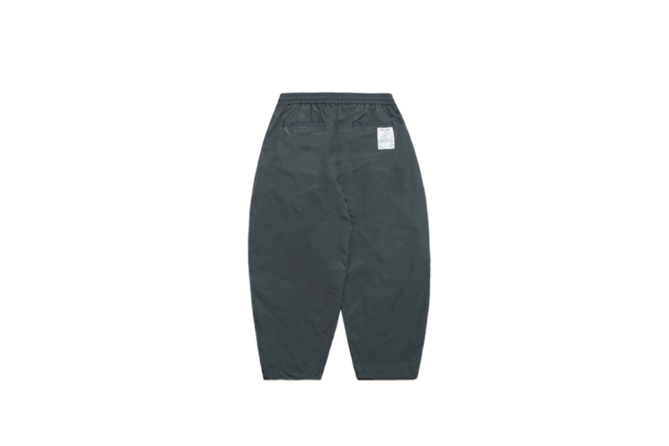 PERSEVERE 23 AW Laminating Water-Repellent Nylon Parachute Pants (20)