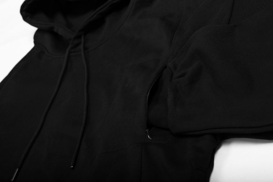 Nurari 23 AW 23- Em. Kamon logo hoodie (12)