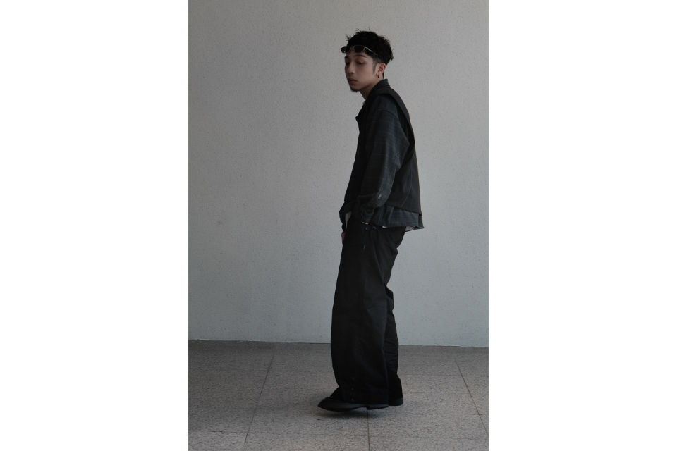 Nurari 23 AW 23- Em. Limitless west vest (2)