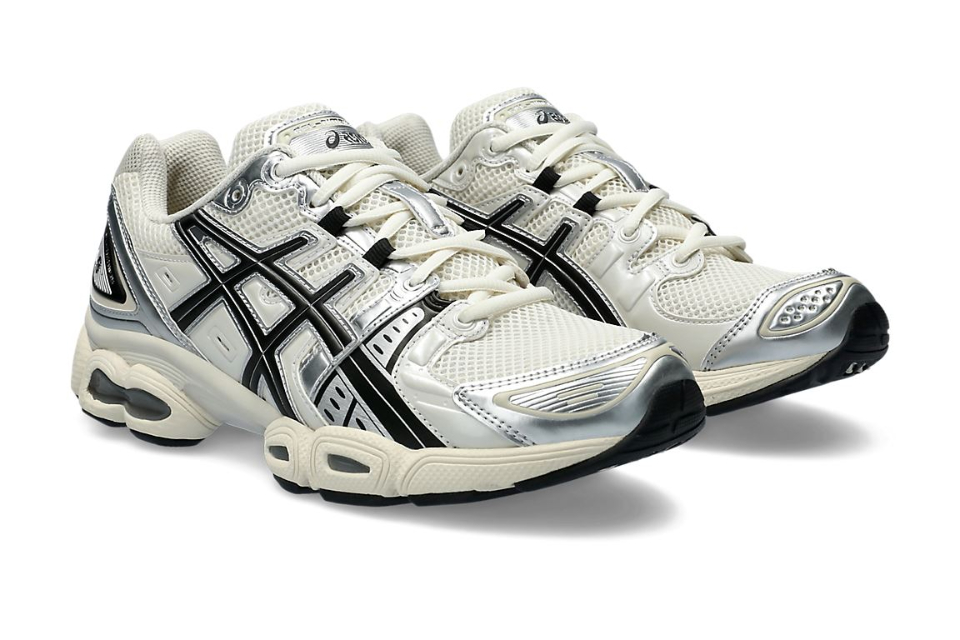 Asics 24 SS GEL-NIMBUS 9 1201A424-105 (1)
