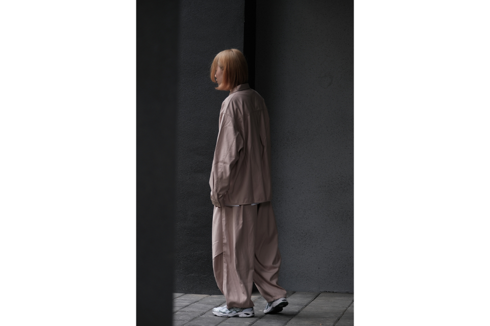 Nurari 23 AW 23- civ. classic circular pants (4)