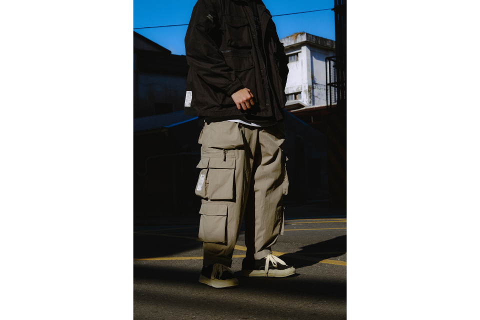 PERSEVERE x AES 23 AW Multi-Pocket Utility Cargo Pants (3)