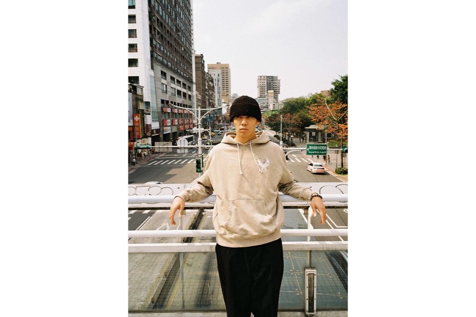 REMIX 24 SS Broken Wing Hoodie (3)