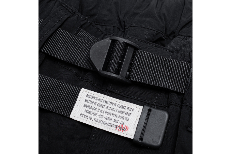 PERSEVERE 24 SS Water-Repellent Nylon Cargo Shorts (26)