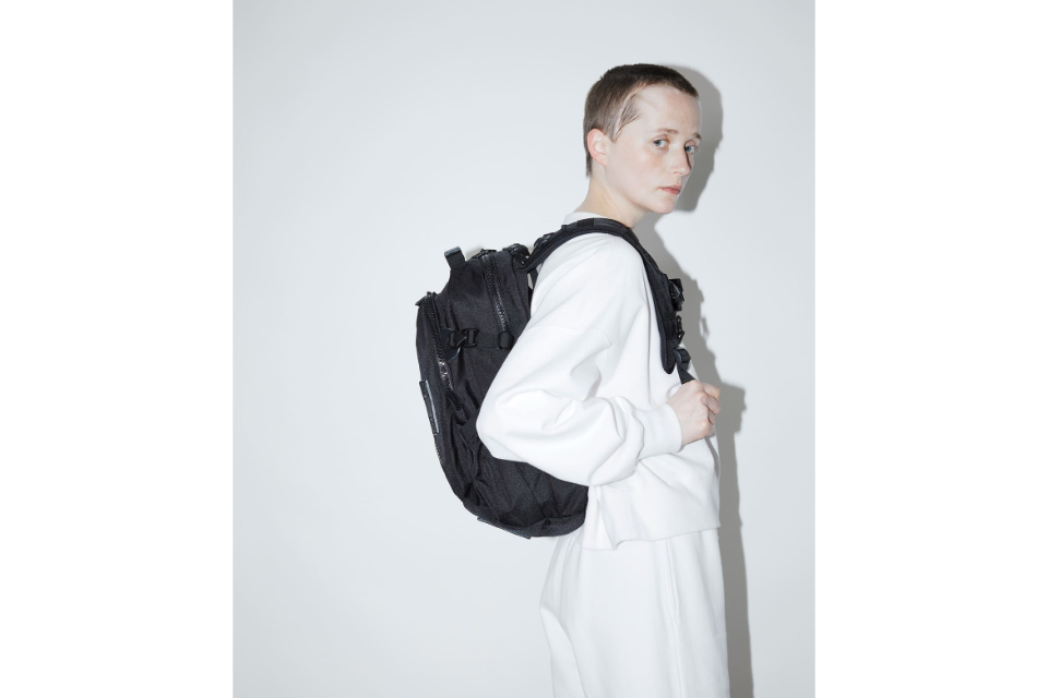 FCE 24 SS 950 TRAVEL BP (S) (1)