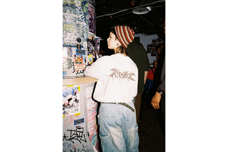 REMIX 24 SS 2K Signature Tee (3)
