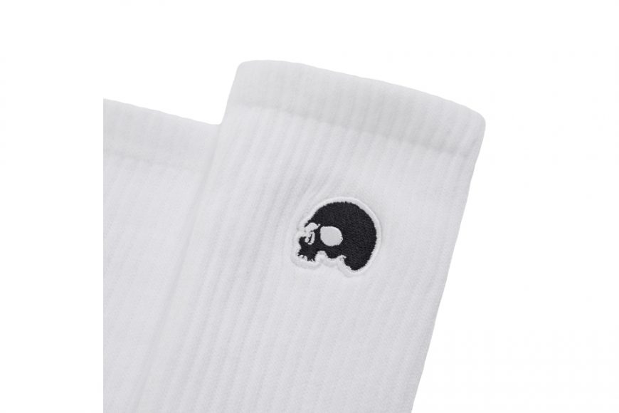 AES 24 SS Embroidered Skull Logo Textured Socks (2)