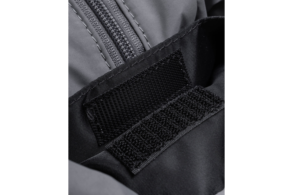 PERSEVERE 24 AW Water-Repellent Padded Crossbody Bag (29)