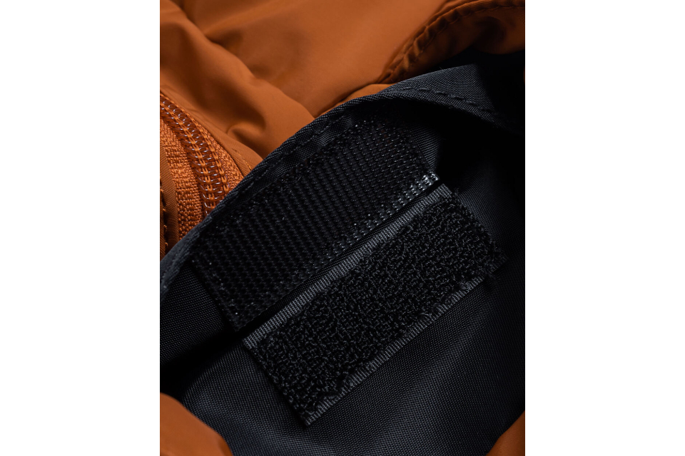 PERSEVERE 24 AW Water-Repellent Padded Crossbody Bag (40)