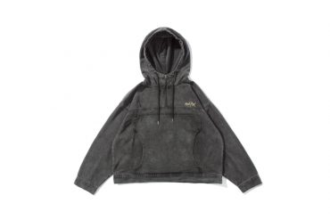 Washed Half-Zipped Hoodie (1)