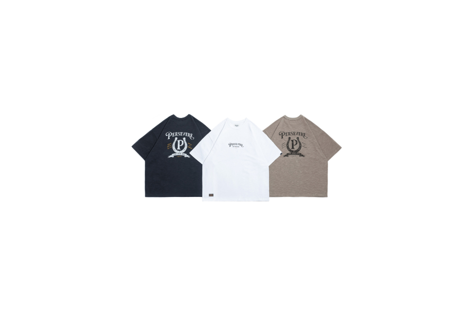 Hand-Drawn Horseshoe Graphic T-Shirt (1)