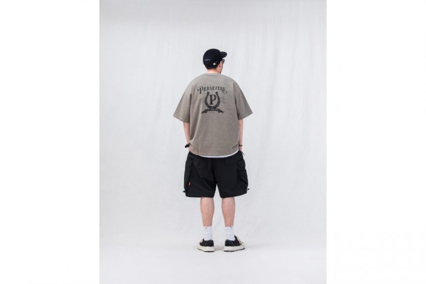 Hand-Drawn Horseshoe Graphic T-Shirt (9)