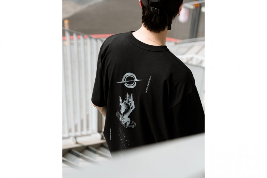 MANIA 25 SS Cosmic Origin Tee (3)