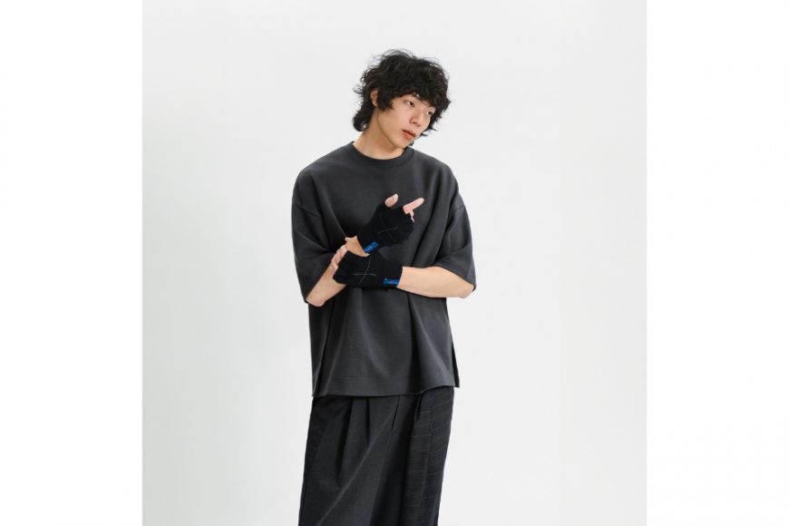 MEL Classic Tee (8)