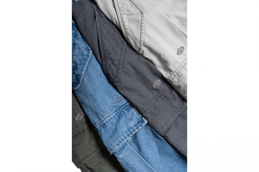 Washed Double-Pleated Cargo Shorts (17)