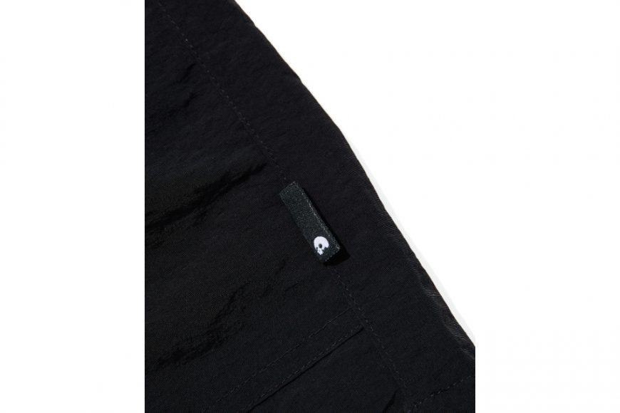 Water-Repellent Board Shorts (13)