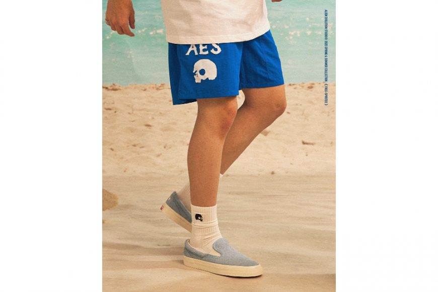Water-Repellent Board Shorts (5)