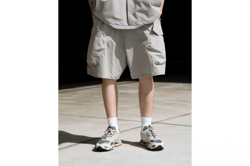 Zippered 3D Pocket Shorts (7)