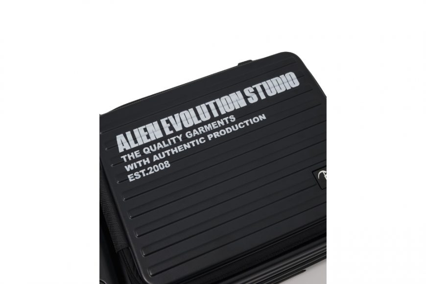 AES x HONEYMOON Multifunctional Travel Suitcase (44)