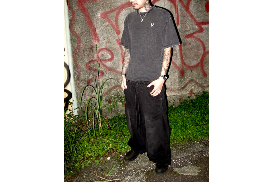 Side Wing Tee (3)