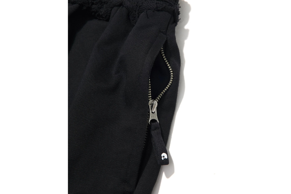 AES Relaxed Fit Cotton Shorts (12)