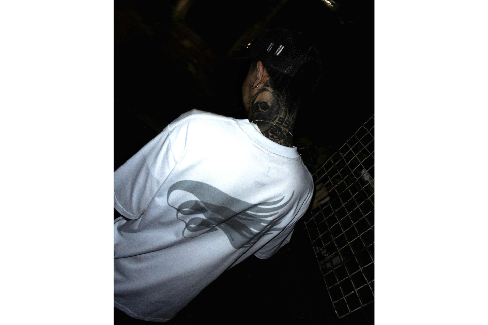 Cola Wings Tee (2)