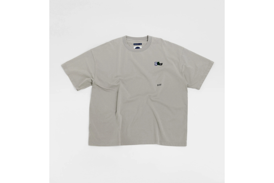 Sun. Weekly Dilemma Tee (11)